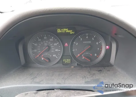 2008 Volvo S40 2.4I z USA, uszkodzony, nr VIN YV1MS382582375041